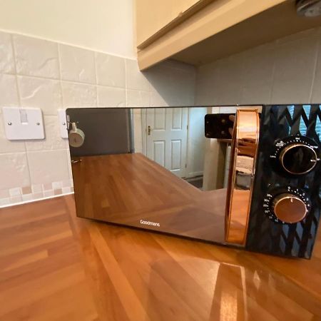 Wellingborough Cosy Hub Villa Great Harrowden Eksteriør bilde