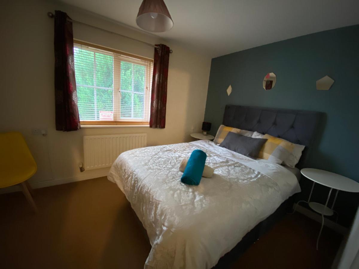 Wellingborough Cosy Hub Villa Great Harrowden Eksteriør bilde