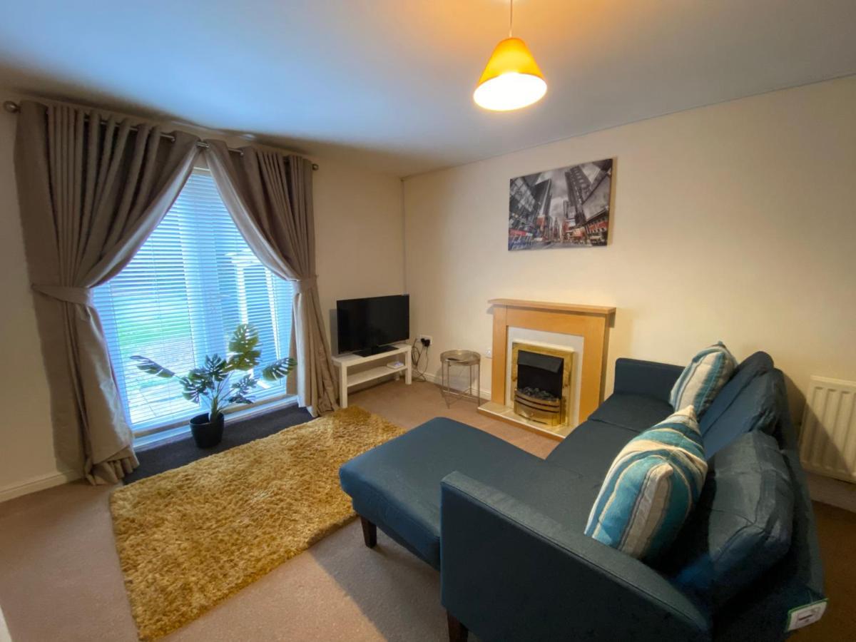 Wellingborough Cosy Hub Villa Great Harrowden Eksteriør bilde