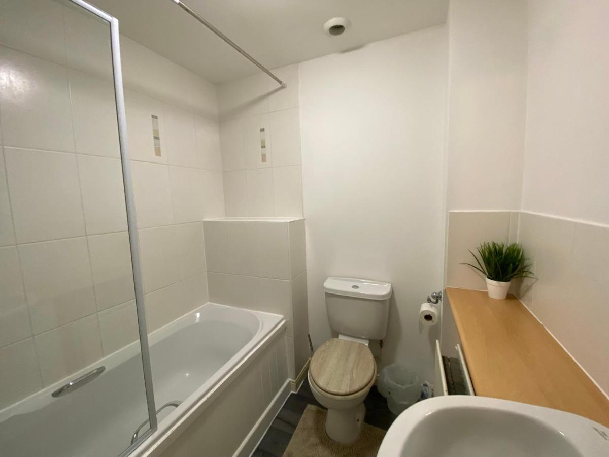 Wellingborough Cosy Hub Villa Great Harrowden Eksteriør bilde